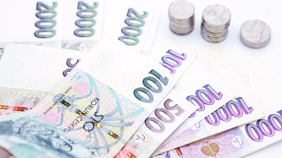 Nomura varuje: Česku, Maďarsku a Rumunsku hrozí měnová krize